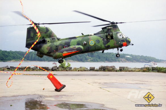 Boeing Vertol Hkp4B (107-II-15) (CH-46 Sea Knight)